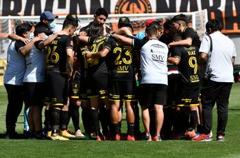 Nuevo refuerzo de Fernández Vial solo piensa en un objetivo: "Ascender a Primera División"