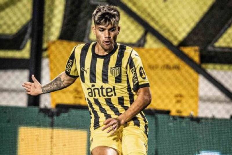 El extremo uruguayo llegaría a Everton, a préstamo desde el Club León.