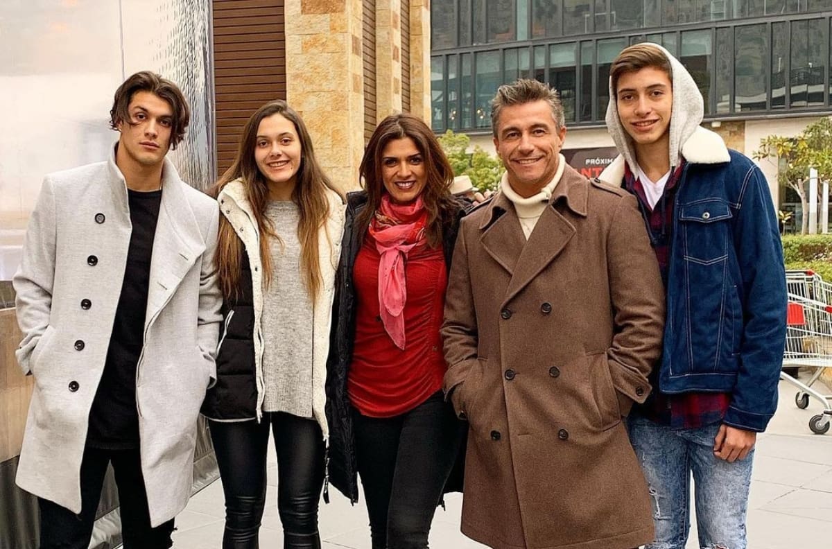 “¡Con los bebés!”: Fernando Solabarrieta disfrutó tarde familiar con sus tres hijos