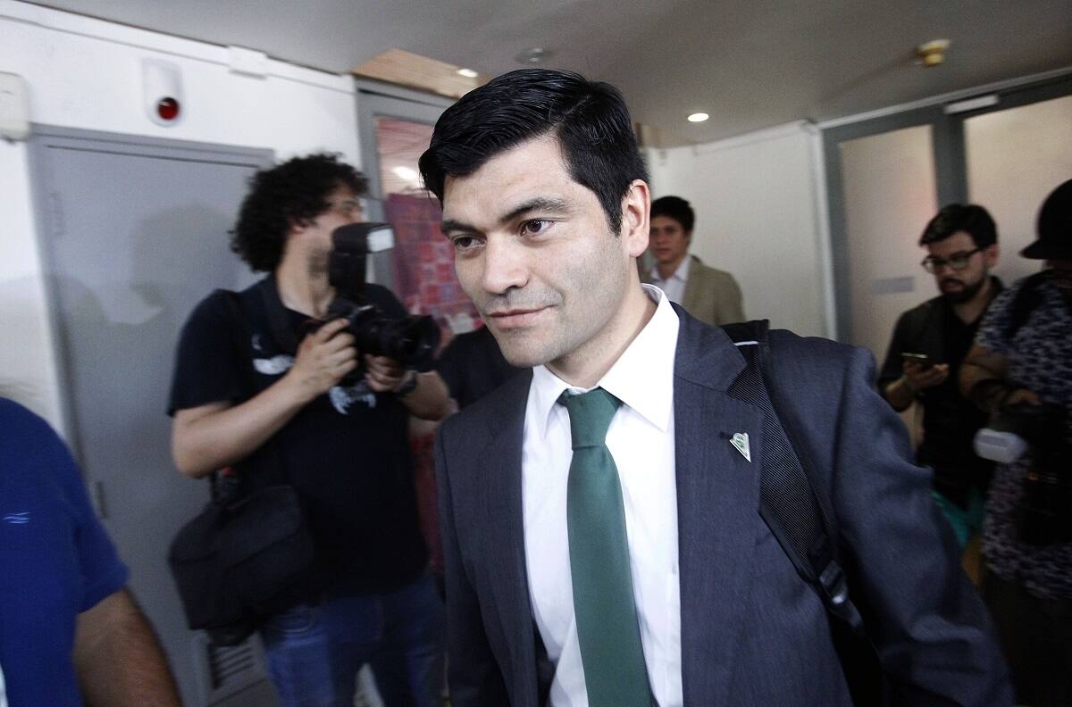 Fiscalía reveló detalles del ataque al presidente de Wanderers: “Procedieron a colgar cabezas de pescado”