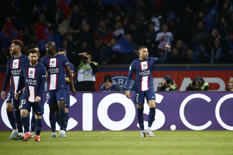 Mbappé se rehúsa a alargar su vínculo con el PSG