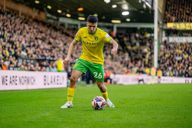 El chileno podría salir de Norwich.