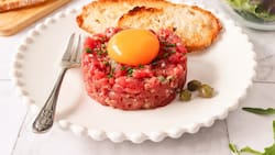 Receta de tártaro de carne molida: Es ideal para días calurosos y para sorprender en la cena de Año Nuevo