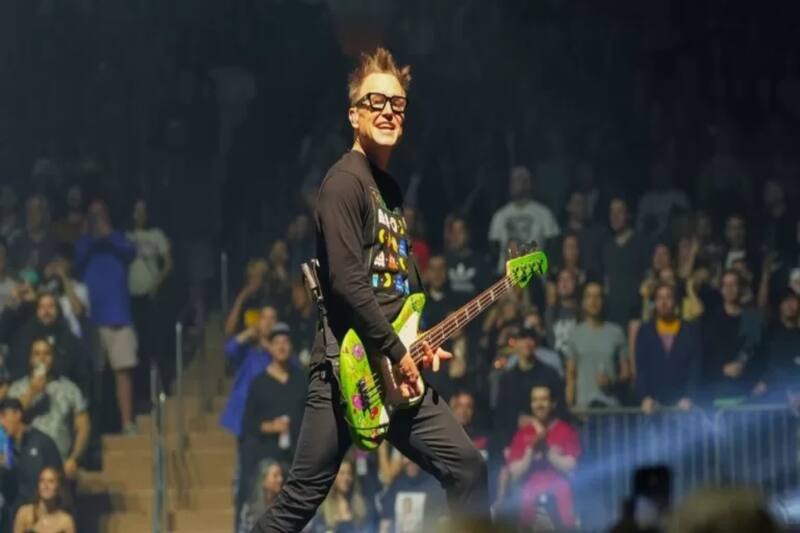 se presentó frente a un público ansiso de corear sus canciones