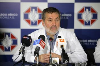 Colegio Médico afirmó que la "Mesa Covid-19" es un órgano "no formal", según les informó el Gobierno