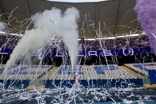 por Primera B. Foto: Aton