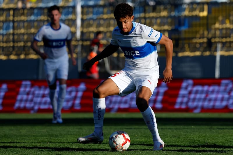 La estrella de La Rojita en la UC. Foto: Agencia Aton.