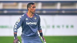 Periodistas españoles se rindieron a los pies de Claudio Bravo