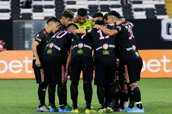 Santiago City encontró al reemplazante de Jorge Acuña: fue ayudante de Marcelo Bielsa en La Roja