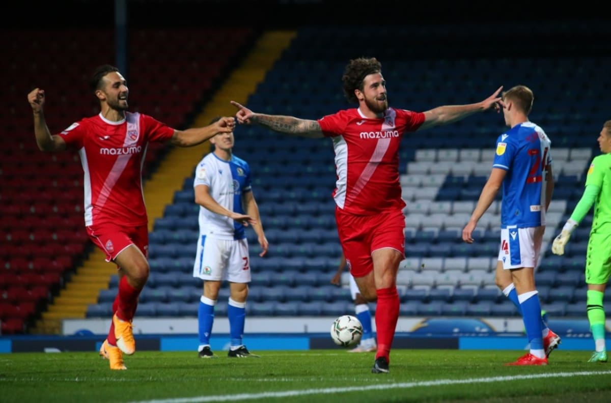 Camarón que se duerme: Blackburn de Brereton Díaz quedó eliminado de la Copa de la Liga ante Morecambe