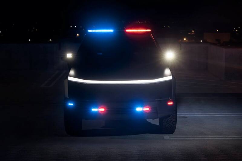 La Tesla Cybertruck de la policía de Irvine / Crédito: up.fit.com