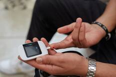 “Al inicio es asintomática por años”: Diabetóloga del Hospital Clínico U. de Chile revela los síntomas desconocidos de la diabetes