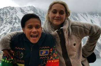 Con un rincón futbolero: Así es la casa de Grace Lazcano y Fernanda Pinilla