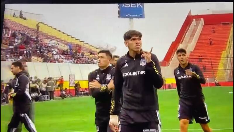 protagonizados por los jugadores de Colo Colo.