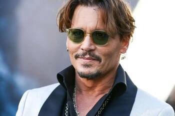 Johnny Depp es acusado de maltrato por conocida actriz durante el rodaje de una película