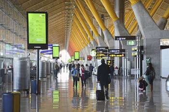 España impone restricciones a viajeros mexicanos: exigirá prueba negativa de COVID-19