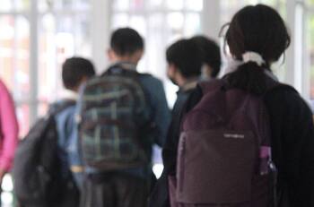 Conoce las 6 comunas de la Región Metropolitana donde están suspendidas las clases hoy