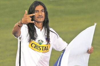 Gabriel Mendoza y crisis en Colo Colo: "Los jugadores dieron una señal equivoca al pueblo de Chile"