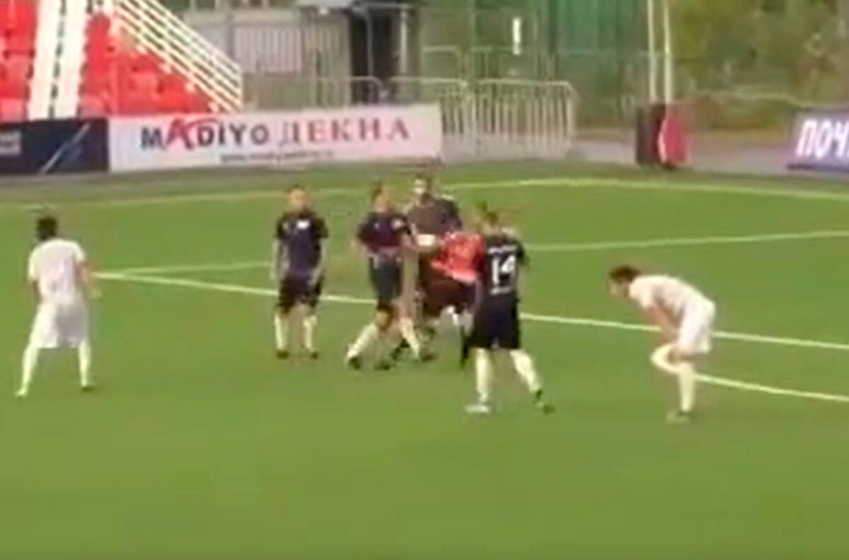 Exseleccionado ruso agredió a un árbitro en un partido a beneficio