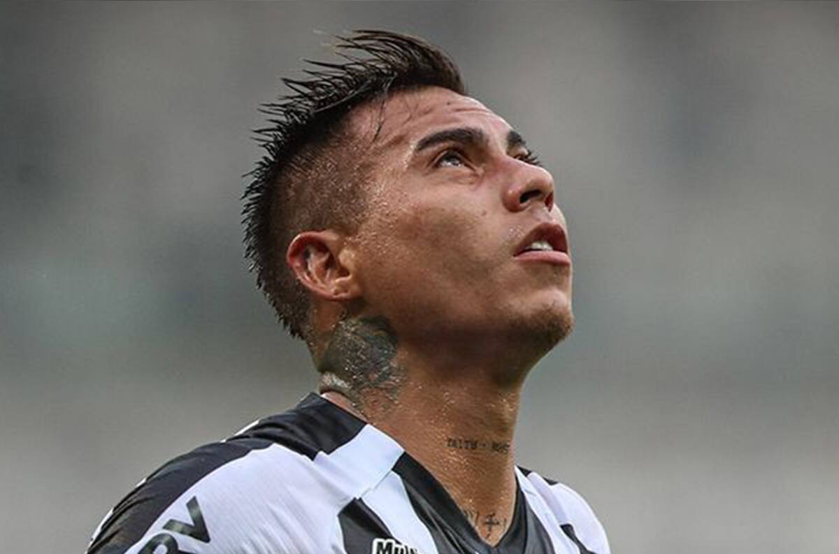 Eduardo Vargas cayó con el Atlético de Mineiro en el clásico frente a Cruzeiro