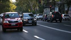 Quienes no respeten esta norma arriesgan multas de $200.000 y la pérdida de su licencia de conducir