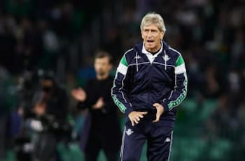 Blindaron al "Ingeniero": Revelan la millonaria cláusula de rescisión de Manuel Pellegrini en el Real Betis