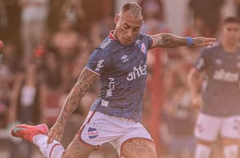 Noticia clave sobre Eduardo Vargas: “En minutos firmará...”