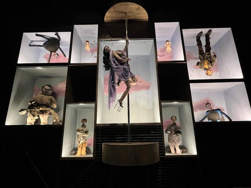 Mon Laferte creó un "altar" que recopila distintas emociones y vivencias.