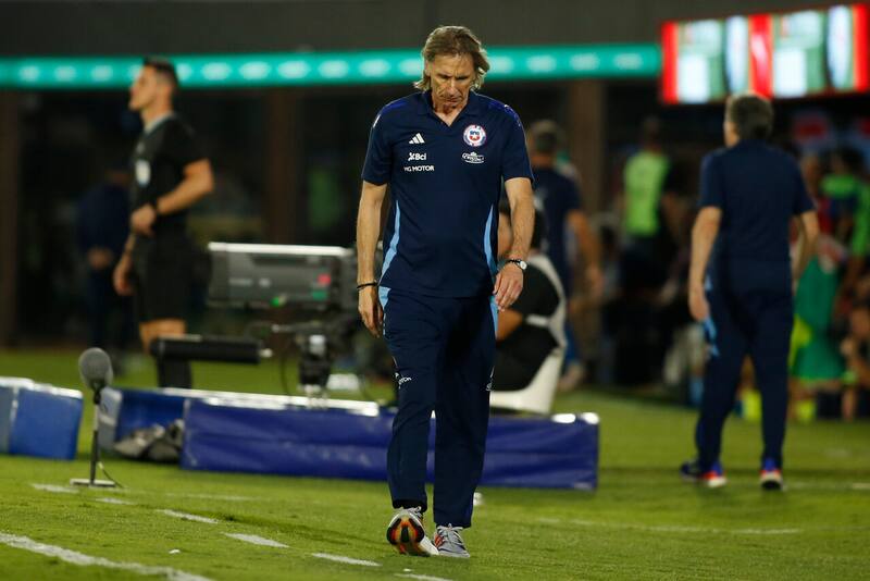 La actitud del técnico en las conferencias de prensa levantó más críticas en su contra. Foto: Aton.