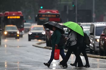 En estas zonas de la Región Metropolitana se esperan posibles chubascos y tormentas eléctricas