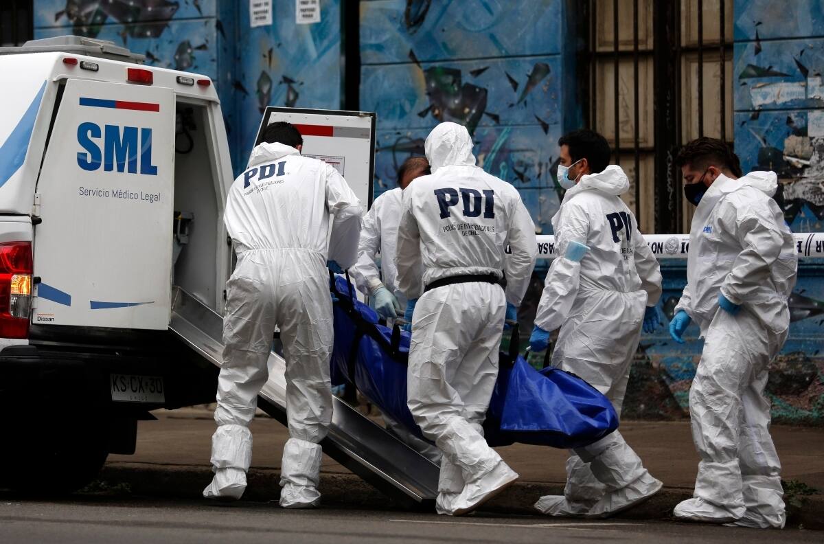 Indagan homicidio de mujer en Peñalolén: presentaba diversas lesiones en su cuerpo
