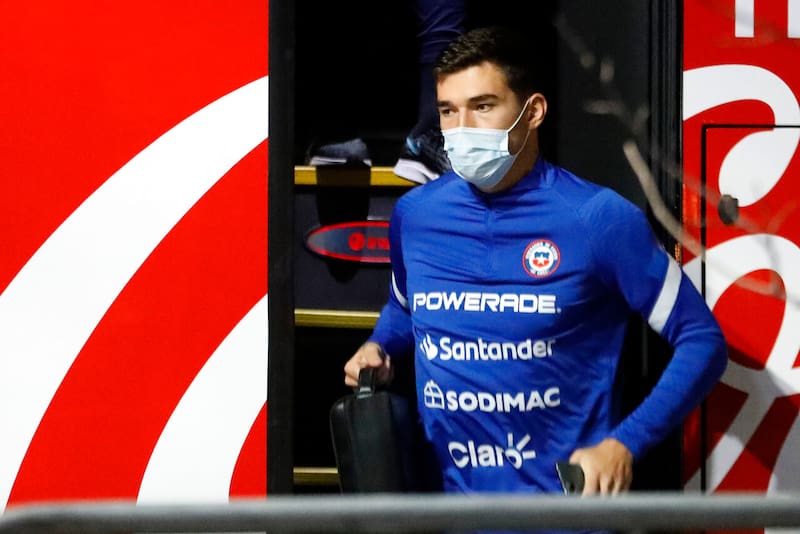 El jugador alcanzó a estar un par de días en Juan Pinto Durán.