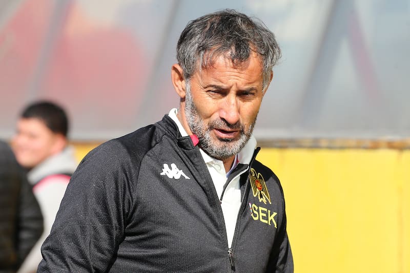 Cuando era entrenador de Unión Española. Foto: Agencia Aton.