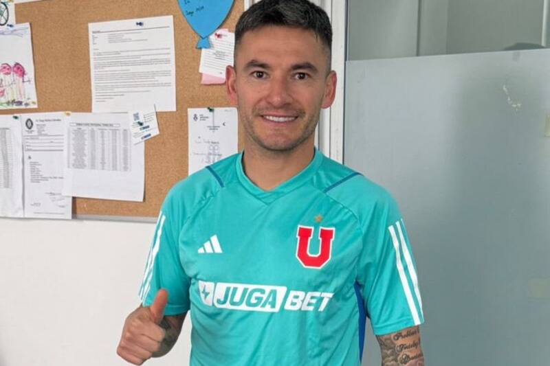 ya posó con la indumentaria de la U.