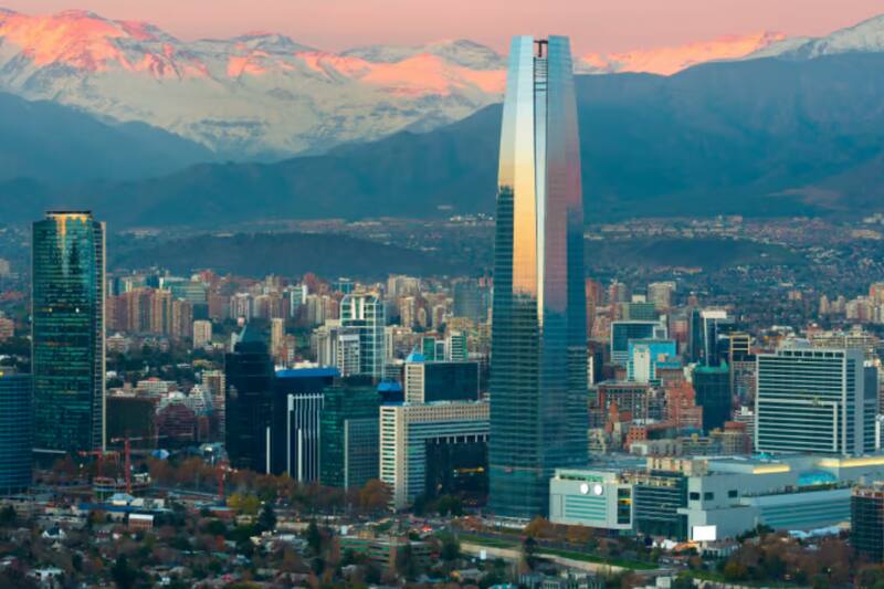 La alcaldesa actual de Las Condes, Daniela Peñaloza Ramos, no irá por la reelección.