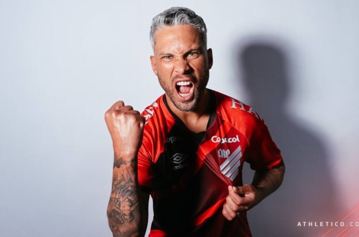 Las vueltas de la vida: El futbolista que escapó de la guerra en Ucrania y hoy puede ganar la Copa Libertadores