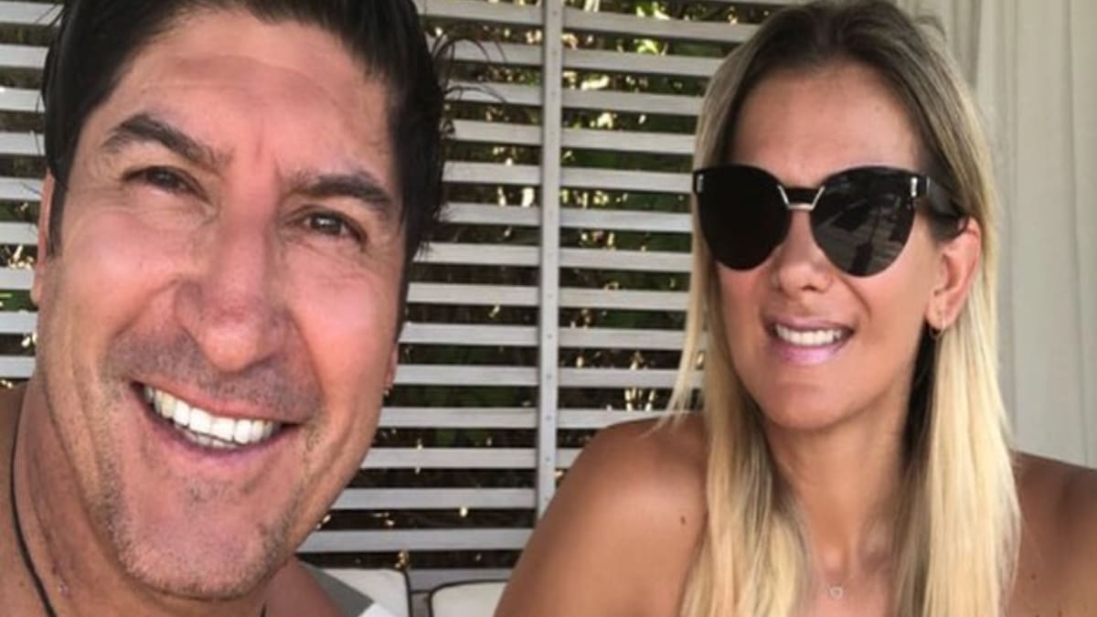 Iván Zamorano y María Alberó celebran importante logro de su hijo futbolista, Iván Zamorano Jr.