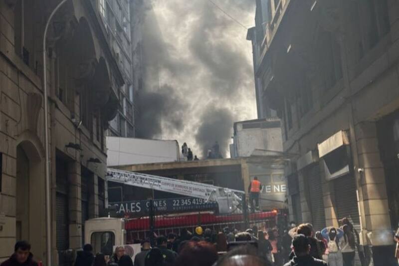 Estas son las calles que están con desvíos en pleno centro.
Créditos: X TTI Santiago.