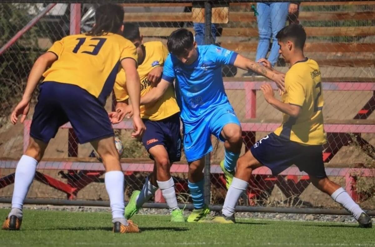 La lucha está al rojo vivo: La Tabla de Posiciones de los Grupos Norte, Centro y Sur de Tercera B