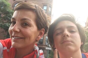 Diseño de Karyn Coo: Fran García-Huidobro mostró elegante regalo que le hizo su hijo Aka Junior