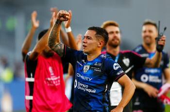 Matías Fernández dejó en el ‘olvido’ a Marcelo Salas y Elías Figueroa