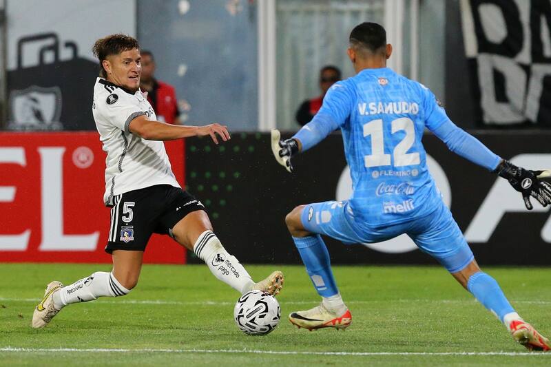 anotó el primero para Colo Colo ante Sportivo Trinidense.