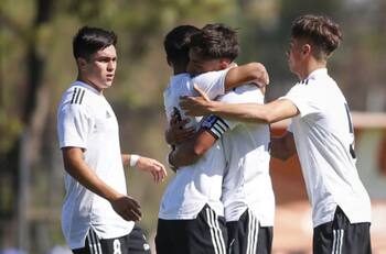 Hinchas de Colo Colo piden a gritos a una de las grandes promesas del club en las citaciones