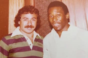 Carlos Caszely y su recado a los admiradores de Diego Maradona: "Muchos argentinos reconocen que Pelé es el mejor de la historia"