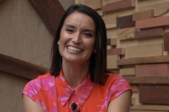 “Estoy muy enamorada”: Chantal Aguilar revela detalles de su relación con el periodista de TVN Gonzalo Contreras