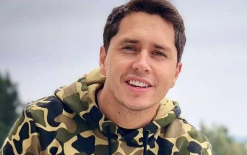 El comunicador respondió a las acusaciones de ex colaborador de Like Media.