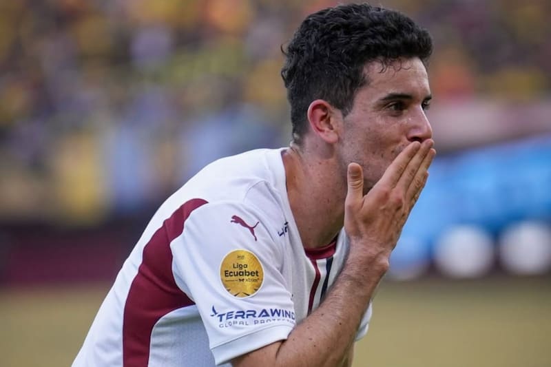 El extremo ya está en condiciones de jugar en Colo Colo.