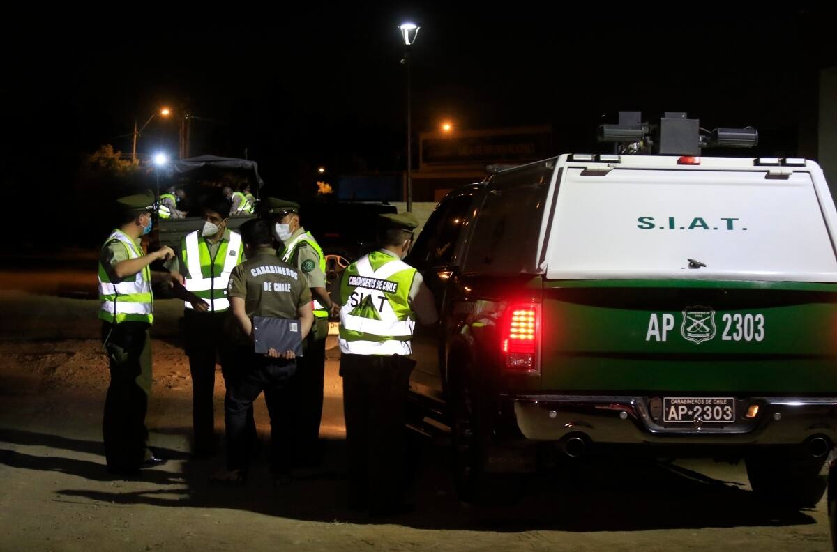 Sorprenden a casino clandestino funcionando a pesar de estar clausurado: hubo 29 detenidos