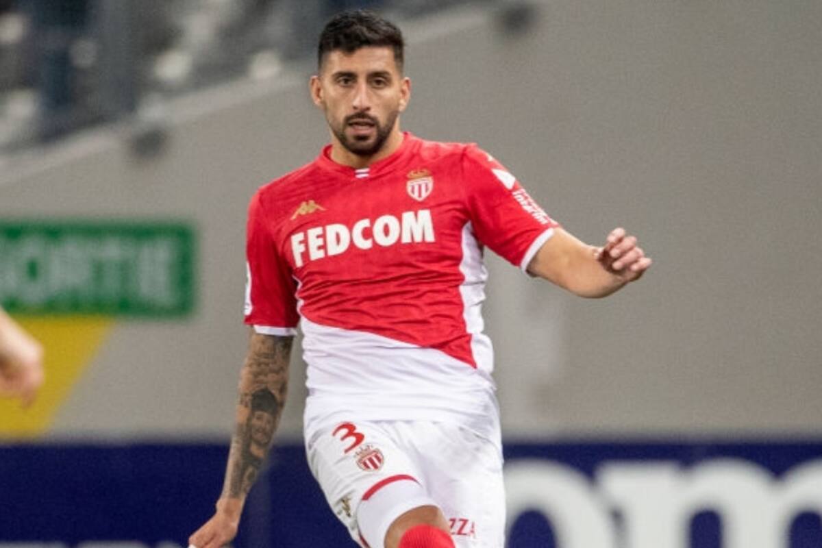 TOULOUSE, FRANCE - December 04: Guillermo Maripan #3 of Monaco in action during the Toulouse FC V AS Monaco, French Ligue 1 regular season match at the Stadium Municipal de Toulouse on December 4th 2019 in Toulouse, France (Photo by Tim Clayton/Corbis via Getty Images