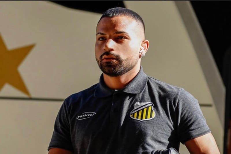 El futbolista chileno está cerca de retornar al país luego de su experiencia en la Serie B de Brasil. (Foto: bryan_rabello)